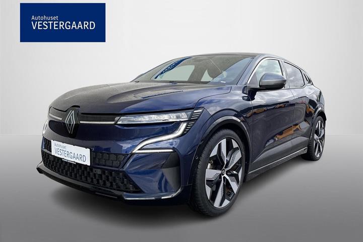Blå Renault Megane E-Tech fra 2023 set udefra
