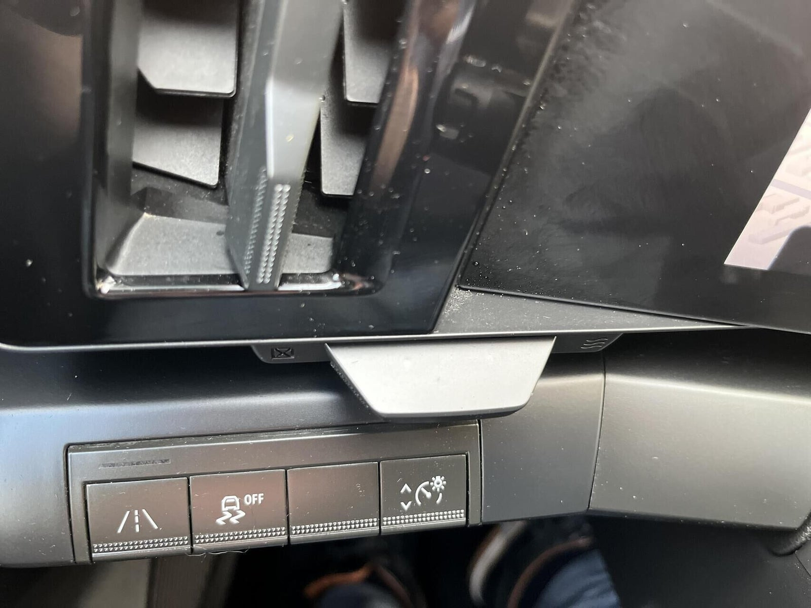 Blå Renault Megane E-Tech fra 2023