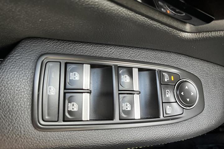 Blå Renault Megane E-Tech fra 2023
