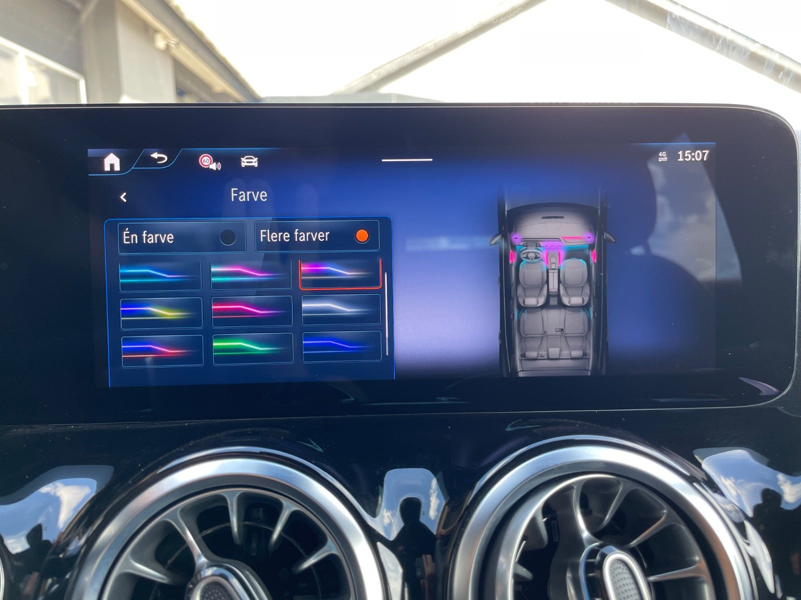 Sort Mercedes EQA250+ fra 2024