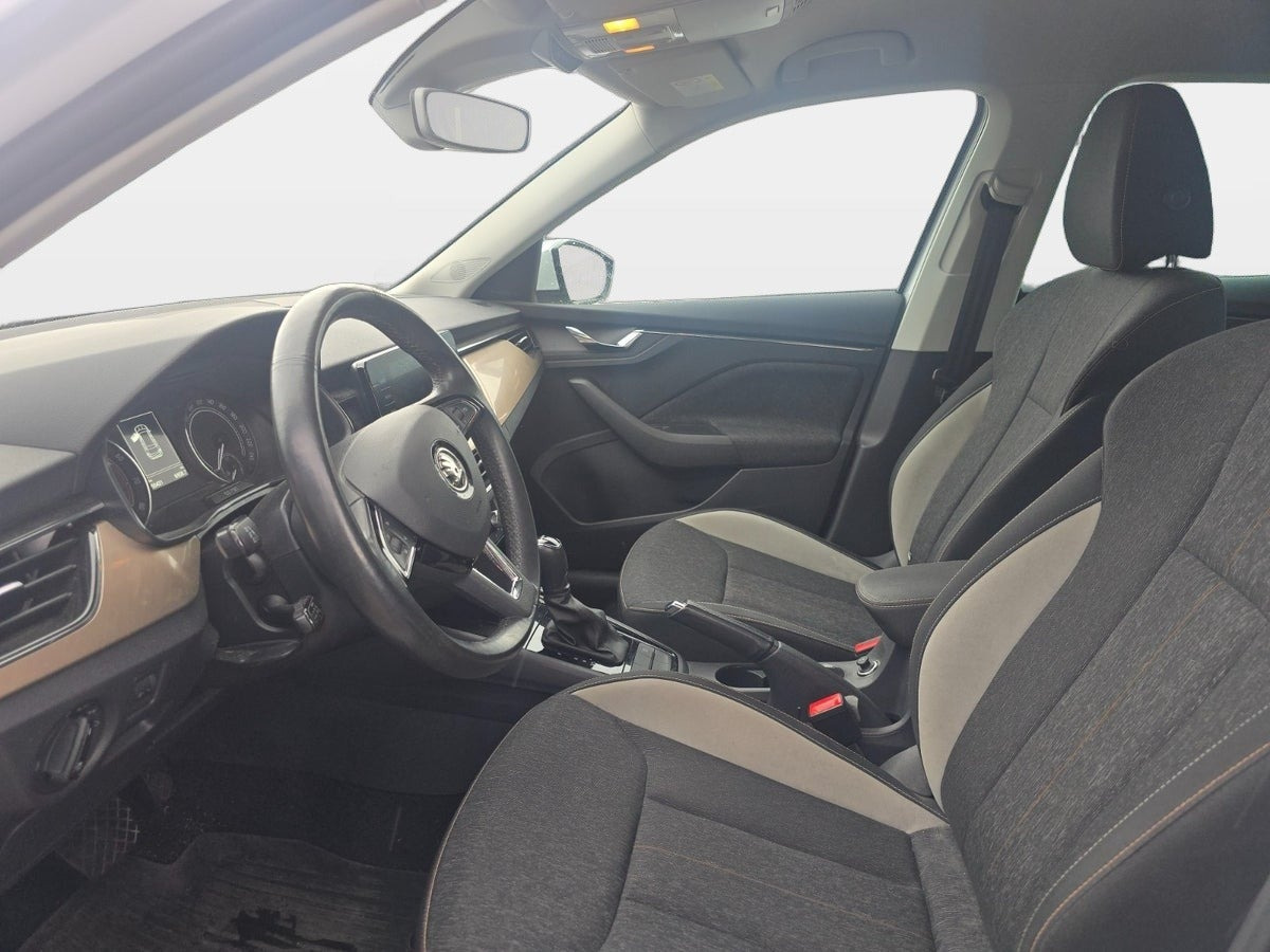 Hvid Skoda Kamiq fra 2020