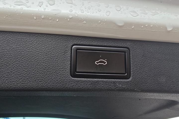 Hvid Skoda Kamiq fra 2020
