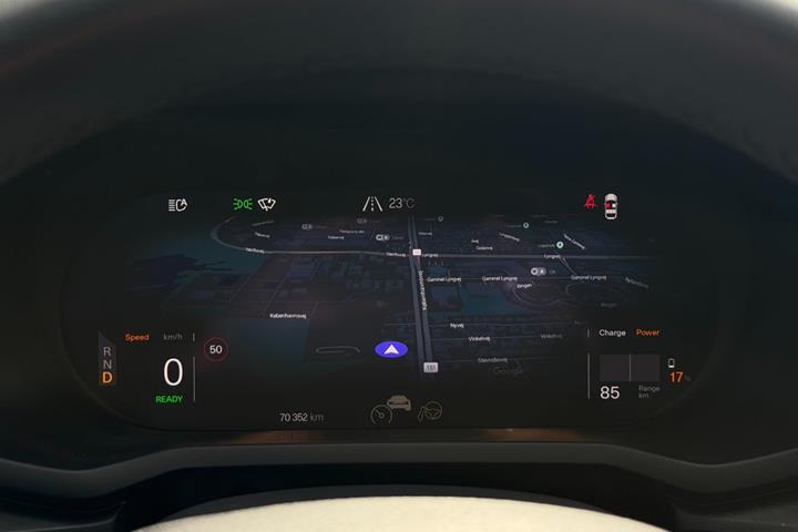 Hvid Polestar 2 fra 2024