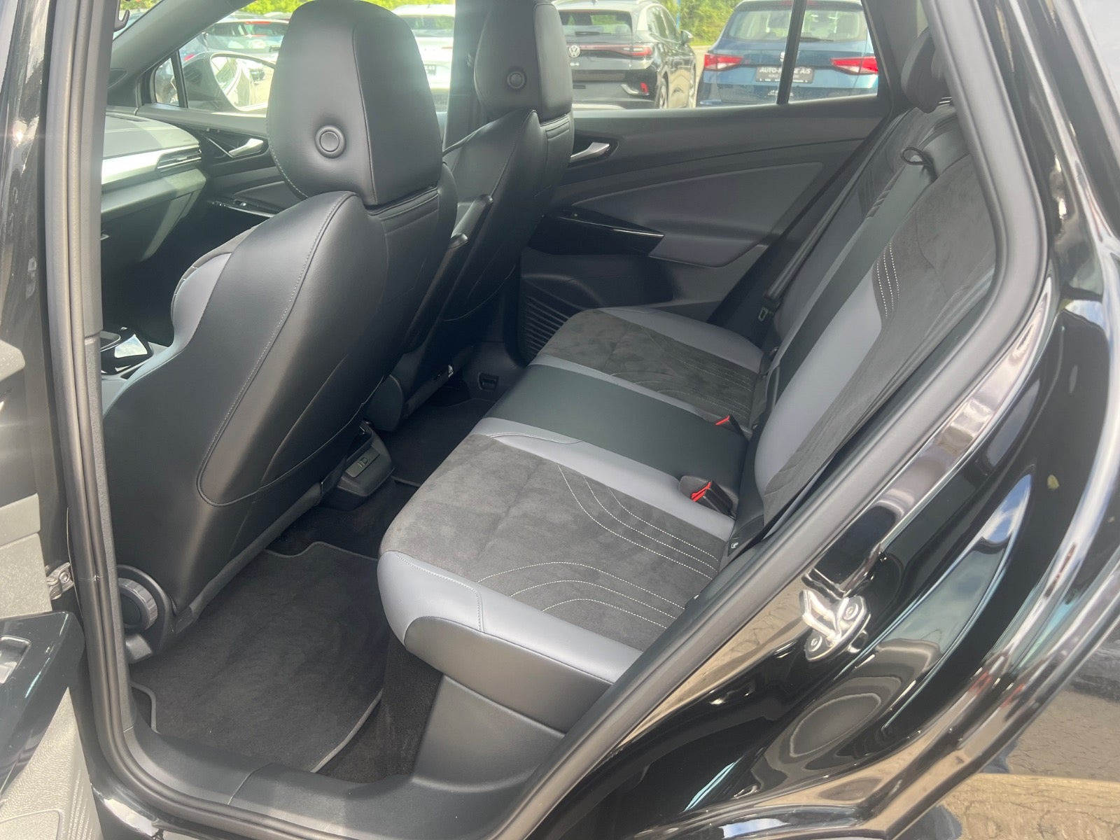Sort VW ID.4 fra 2025