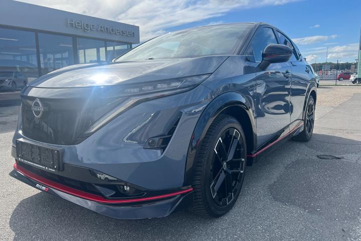 Sort Nissan Ariya fra 2025