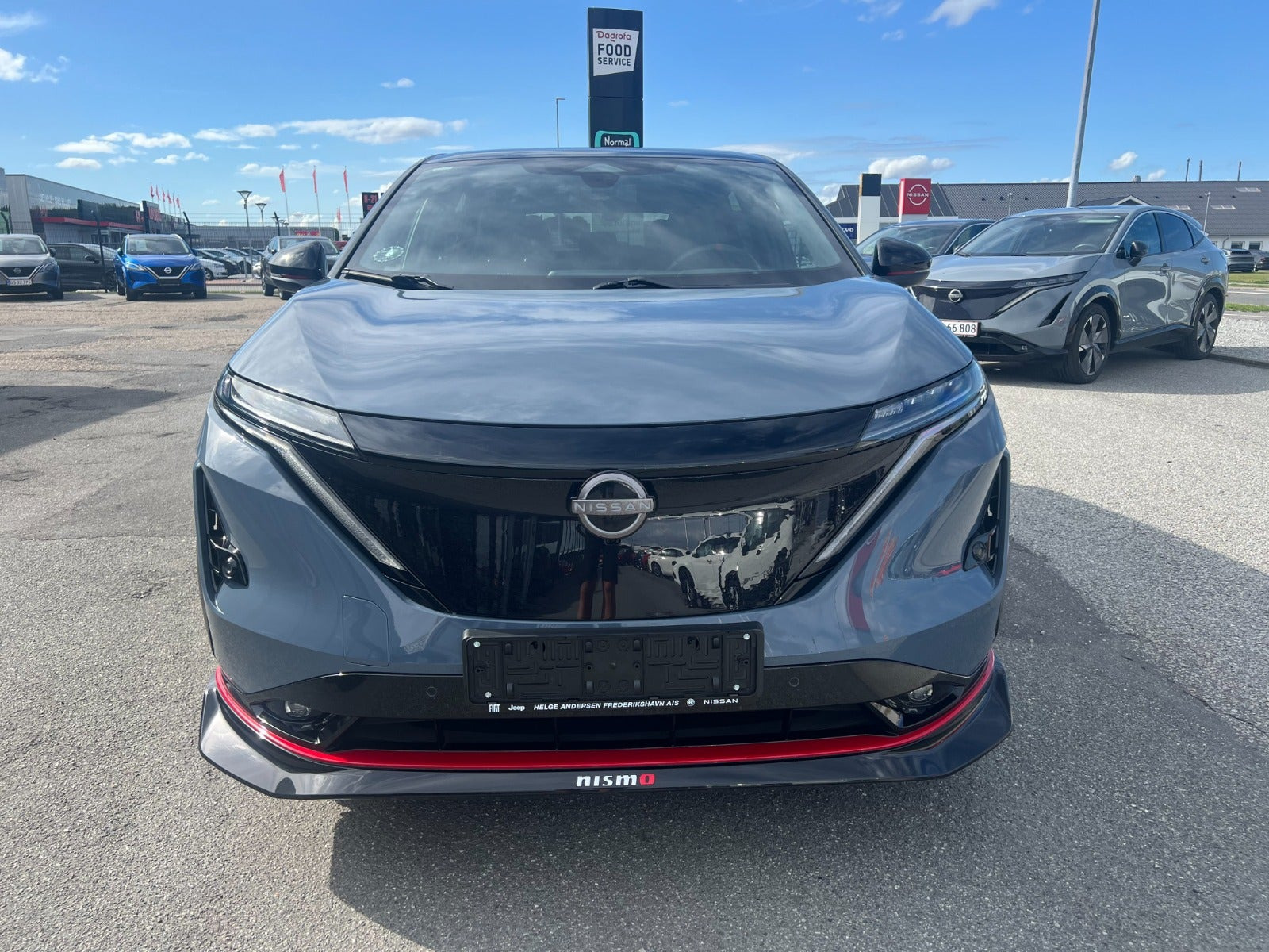 Sort Nissan Ariya fra 2025