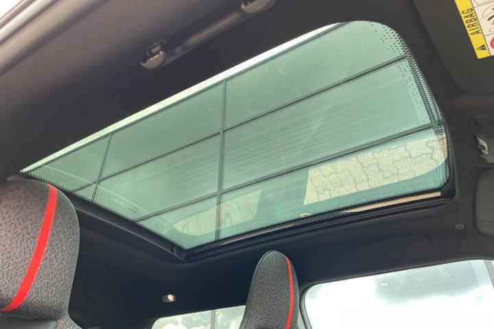 Sort Mini Cooper SE fra 2025
