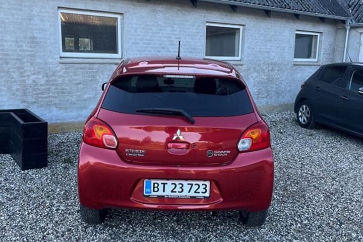 undefined Mitsubishi Space Star fra 2017