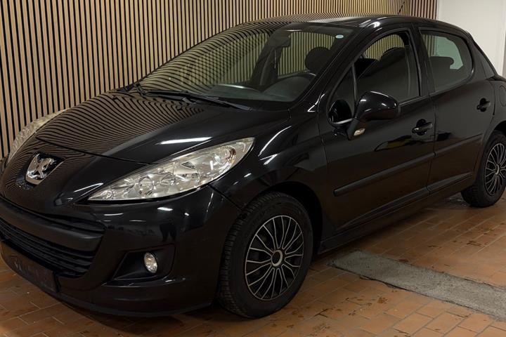 undefined Peugeot 207 fra 2010