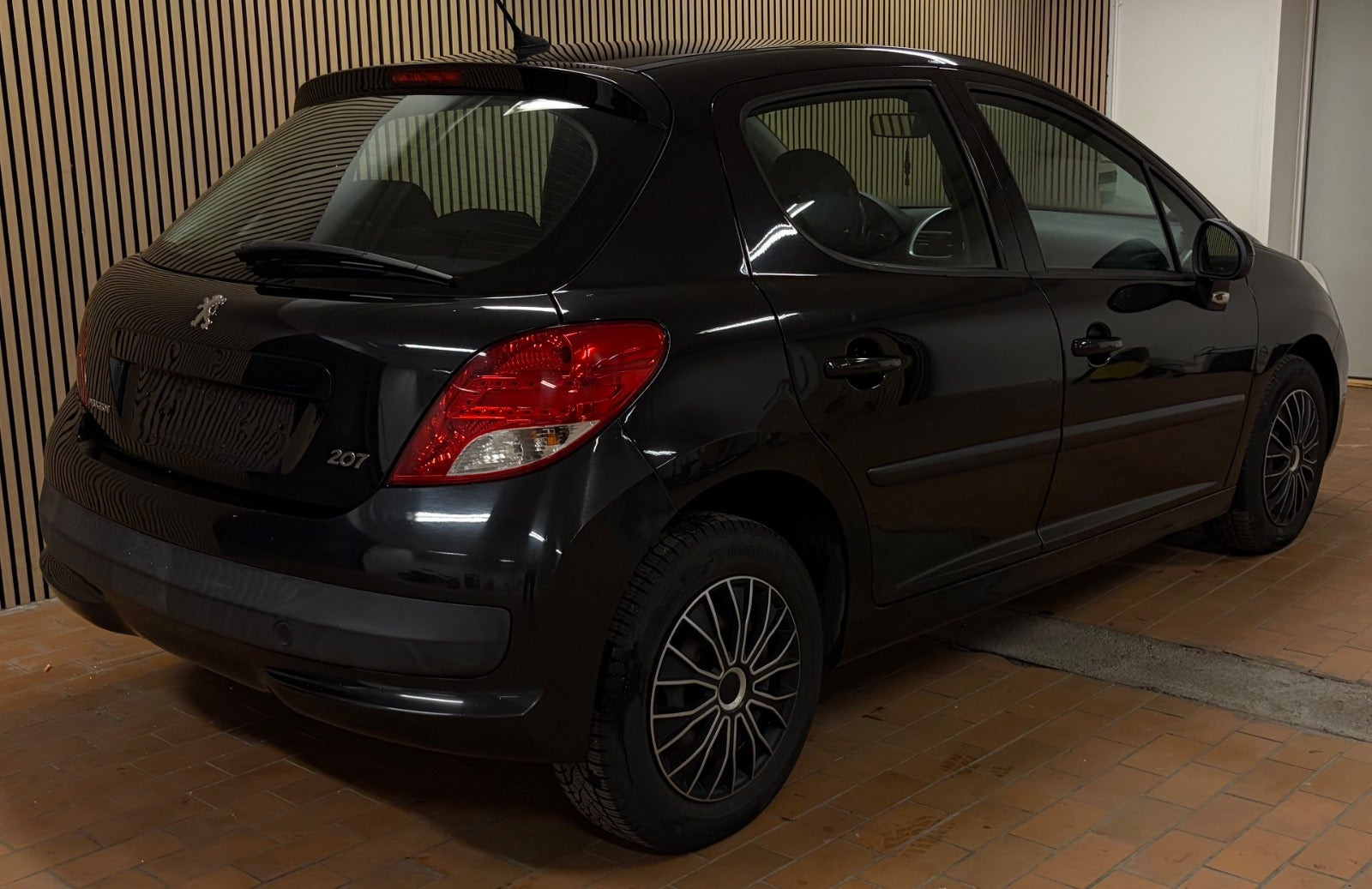 undefined Peugeot 207 fra 2010