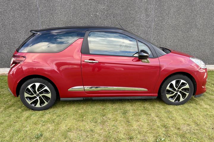Rød Citroën DS3 fra 2013