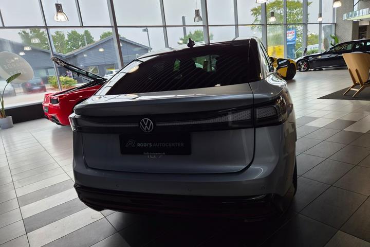 Sølv VW ID.7 fra 2025