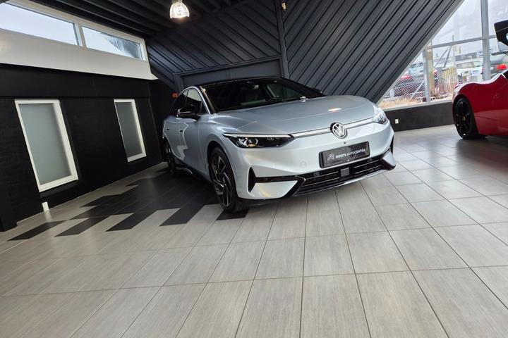 Sølv VW ID.7 fra 2025