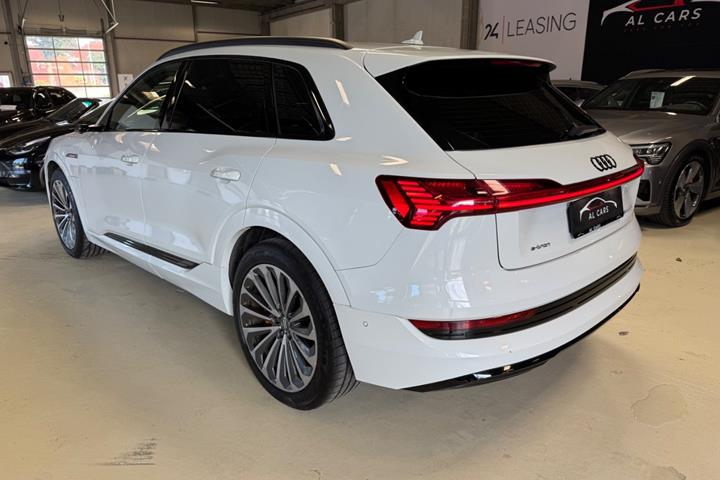 undefined Audi e-tron fra 2019