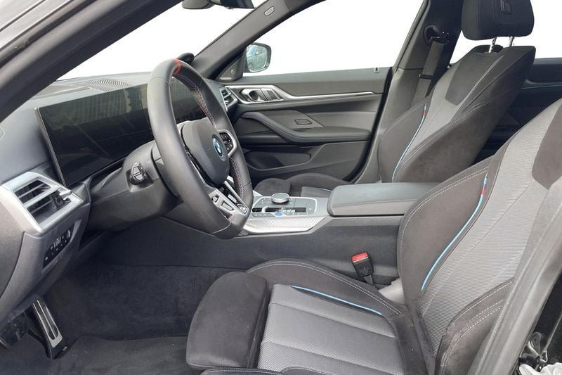 Sort BMW i4 fra 2026