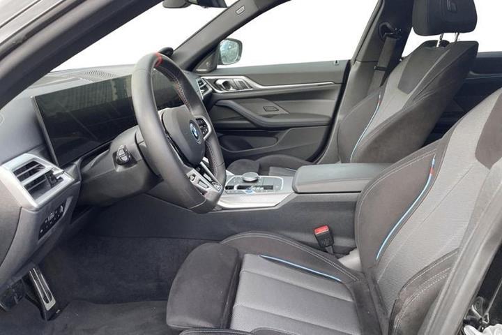 Sort BMW i4 fra 2026