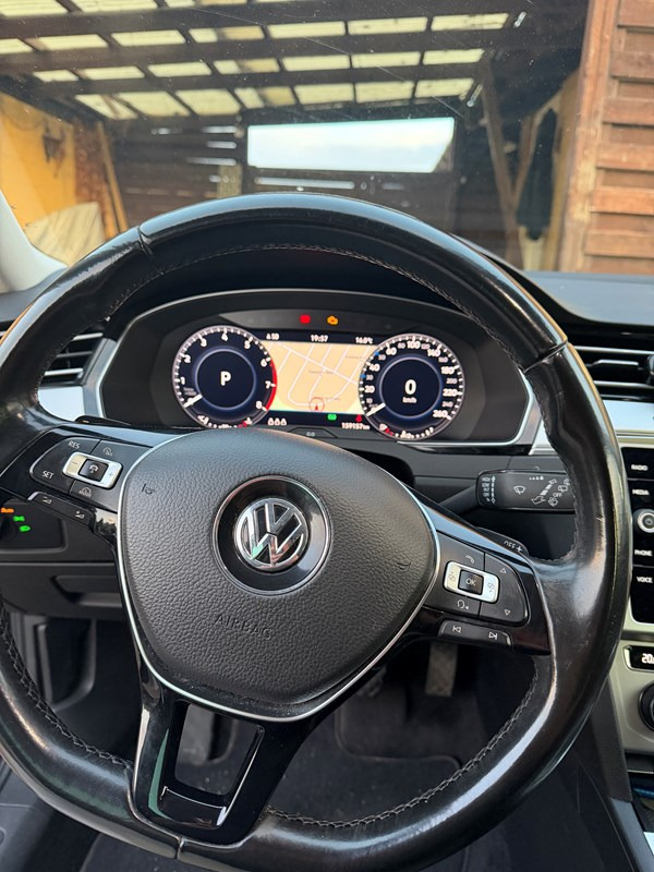 undefined VW Passat fra 2018