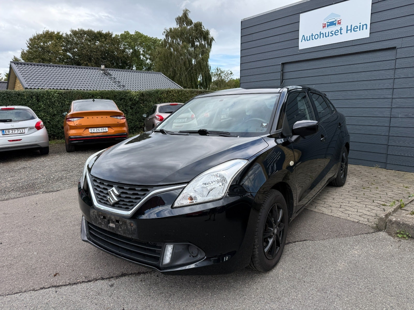 Sort Suzuki Baleno fra 2016