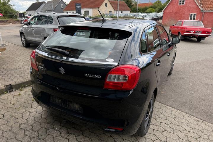 Sort Suzuki Baleno fra 2016