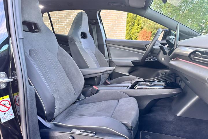 Sort VW ID.4 fra 2023