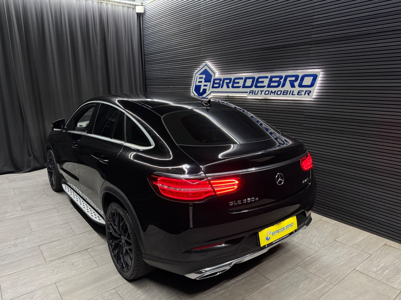 Sort Mercedes GLE350 d fra 2016