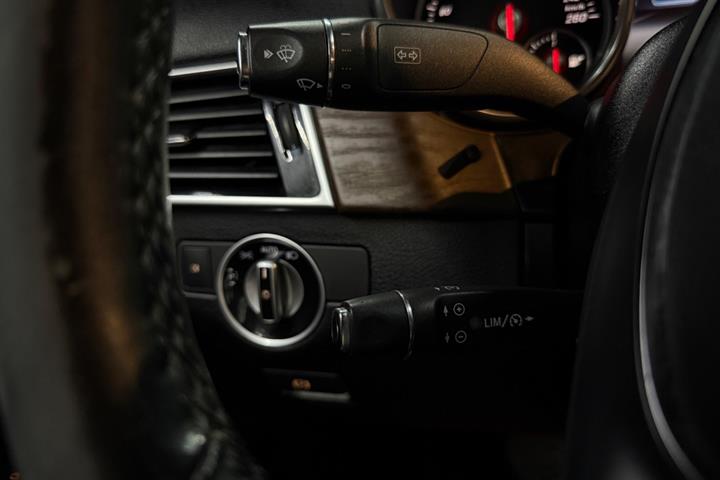 Sort Mercedes GLE350 d fra 2016