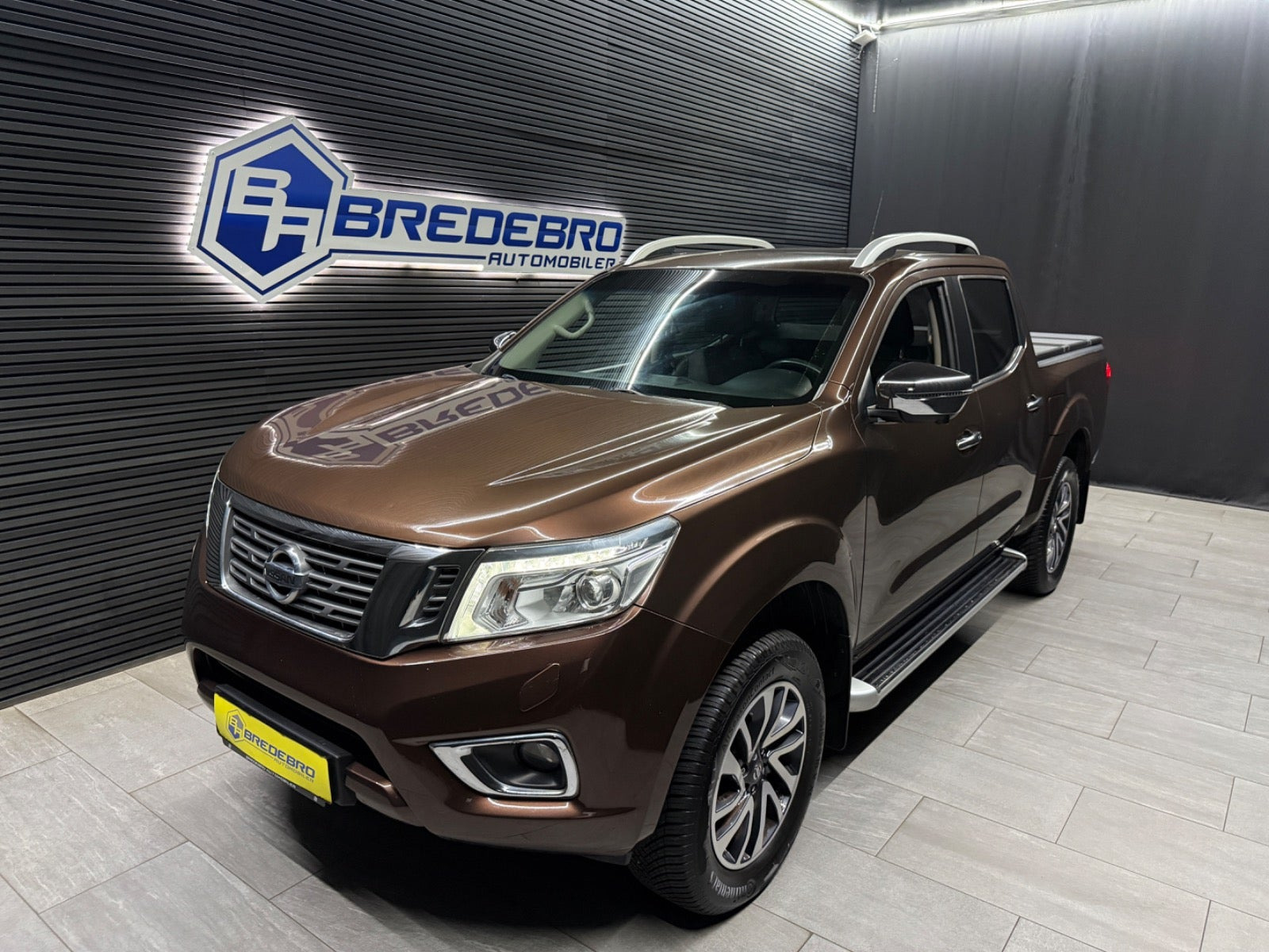 Nissan Navara 2,3 dCi 190 Db.Kab Tekna aut.