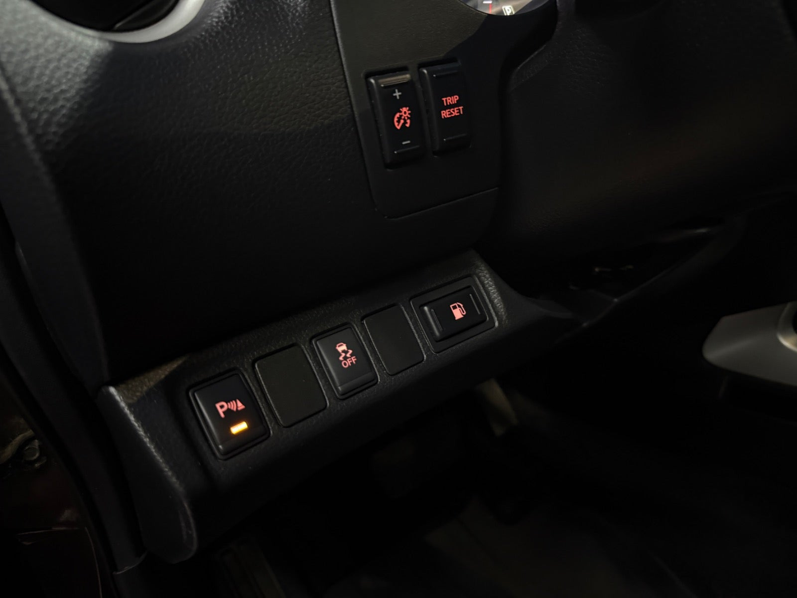Brun Nissan Navara fra 2015