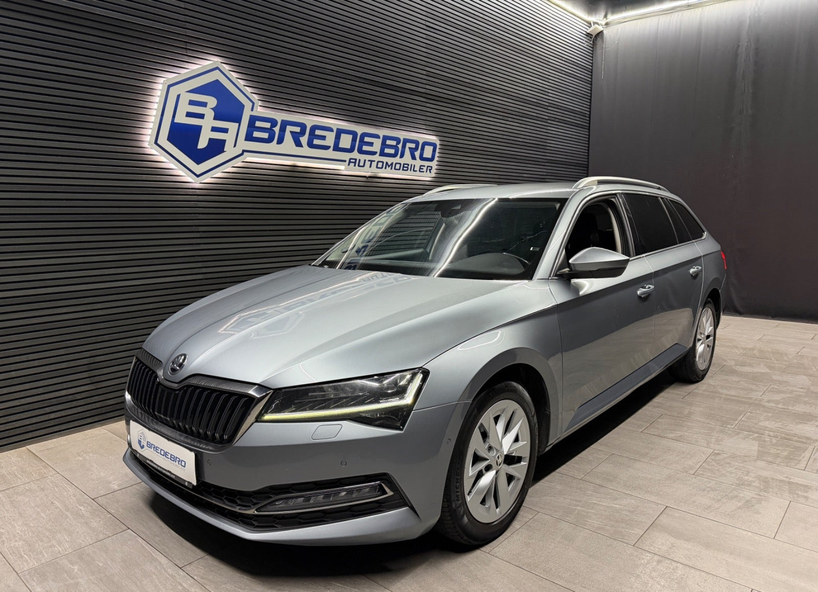 Skoda Superb 2,0 TDi 150 Business Executive Combi DSG