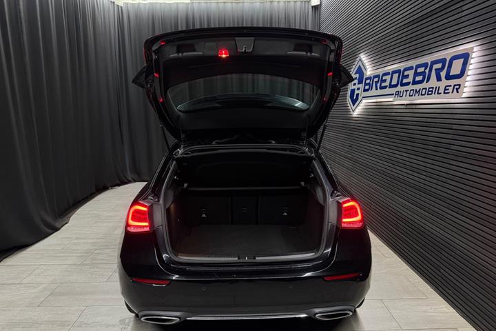 Sort Mercedes A200 d fra 2020