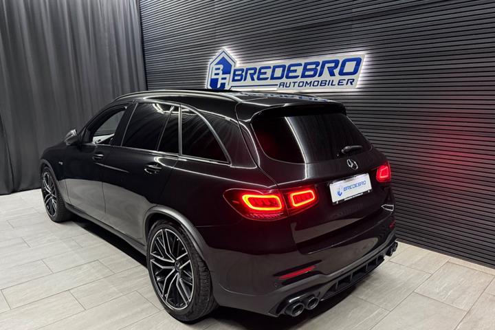 Sort Mercedes GLC43 fra 2020
