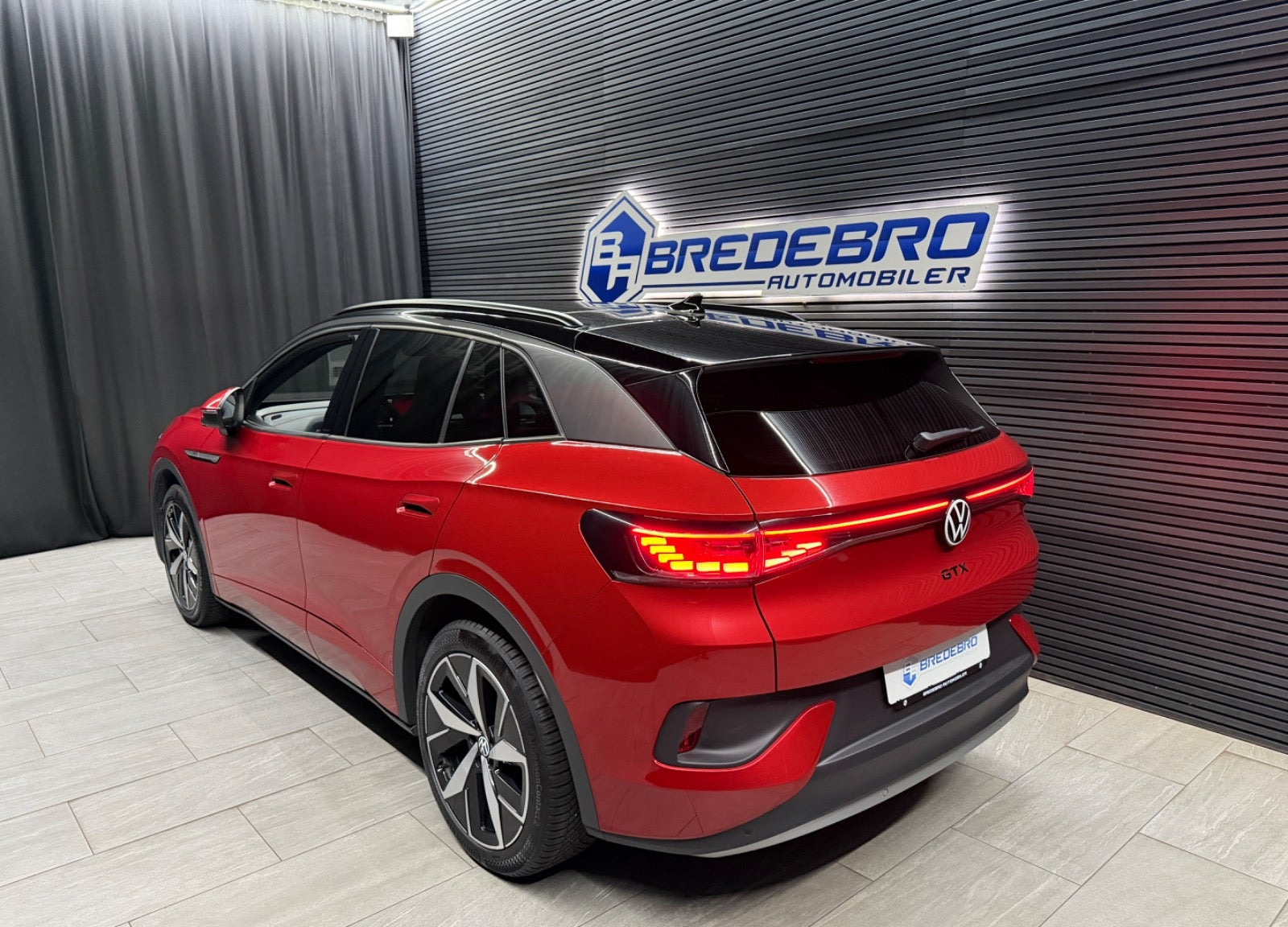 Gul VW ID.4 fra 2021