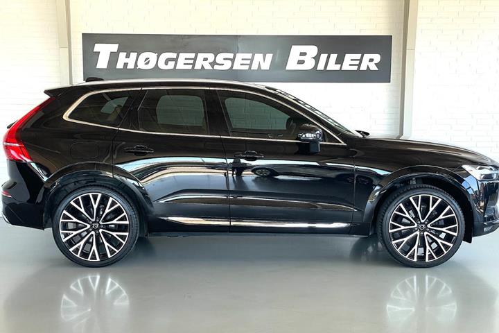 Sort Volvo XC60 fra 2019
