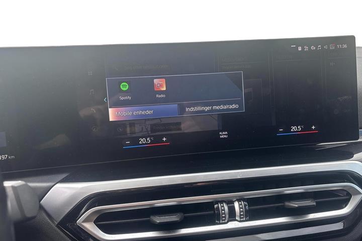 Hvid BMW i4 fra 2023