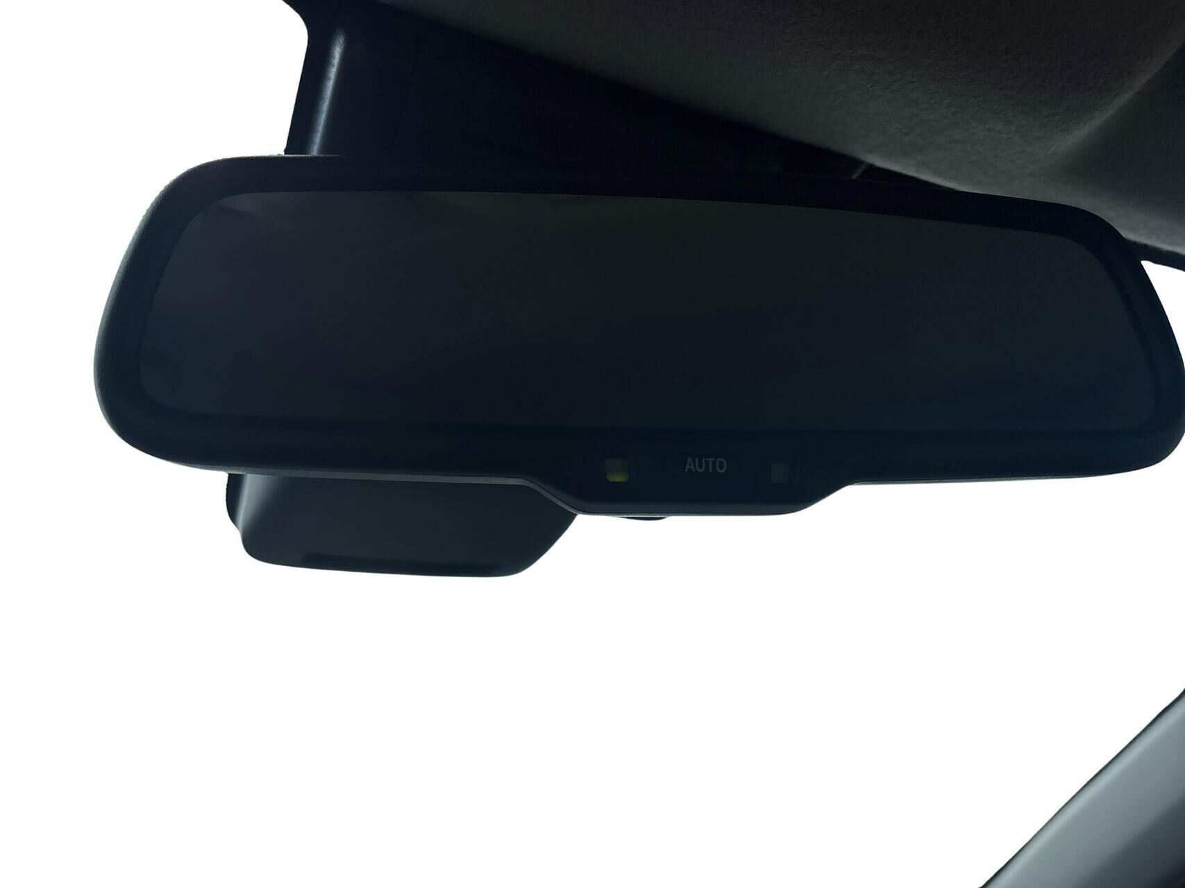 Blå Toyota Yaris fra 2019