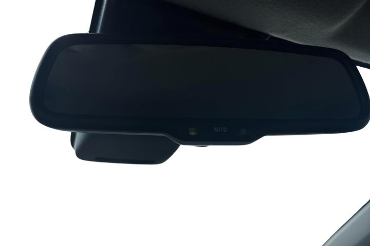 Blå Toyota Yaris fra 2019