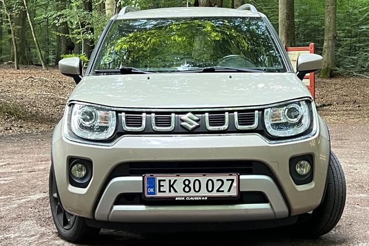 Beige Suzuki Ignis fra 2021