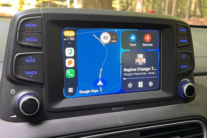 Grå Hyundai Kona fra 2018