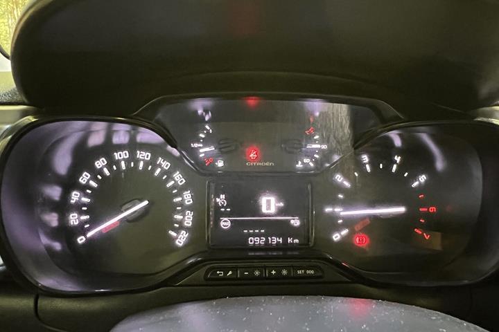 Grå Citroën C3 fra 2020
