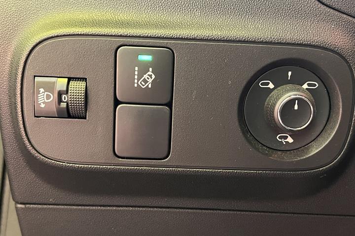 Grå Citroën C3 fra 2020