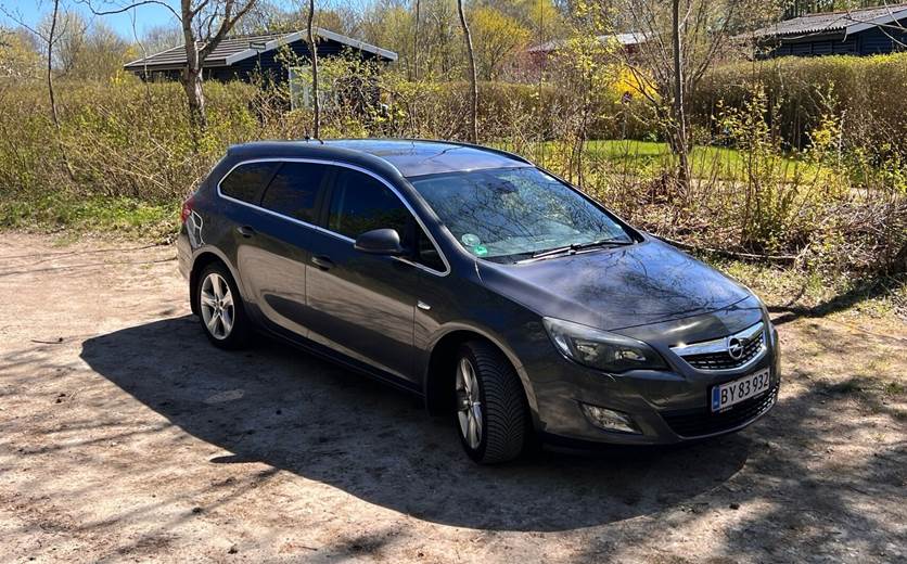 Opel Astra 1,4 Sports Tourer Turbo Sport 140HK Stc 6g