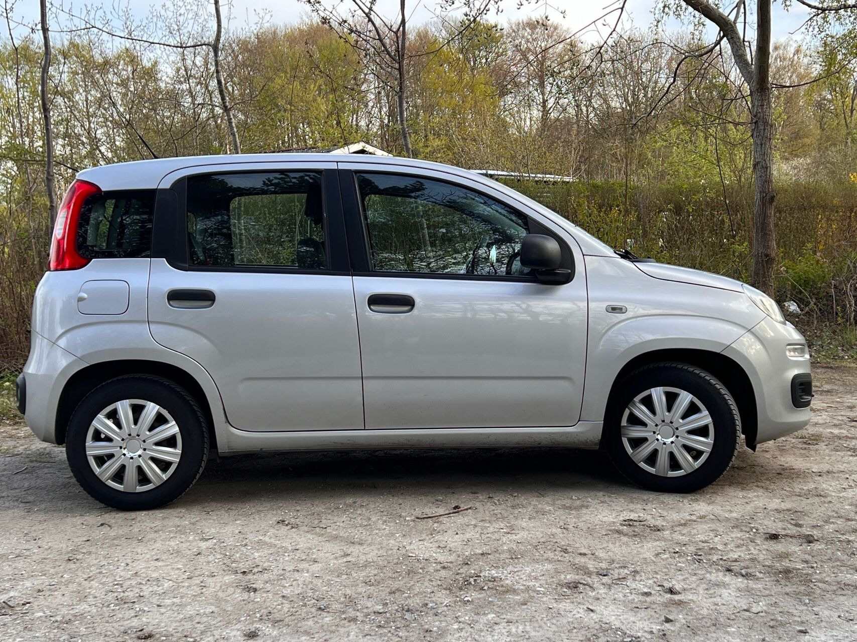 Sølv Fiat Panda fra 2015
