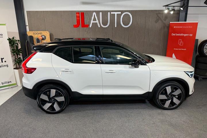 Hvid Volvo XC40 fra 2024