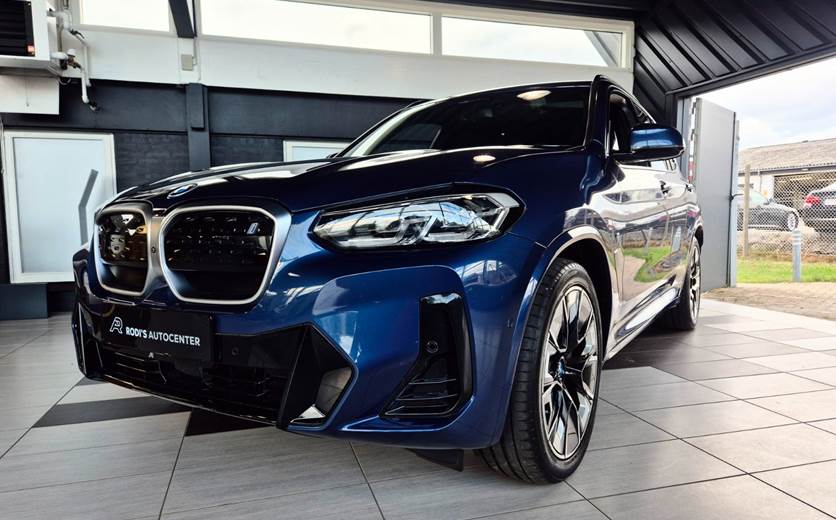 BMW iX3 Charged Plus M-Sport