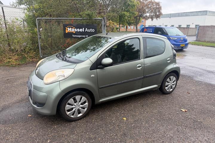 Grøn Citroën C1 fra 2010