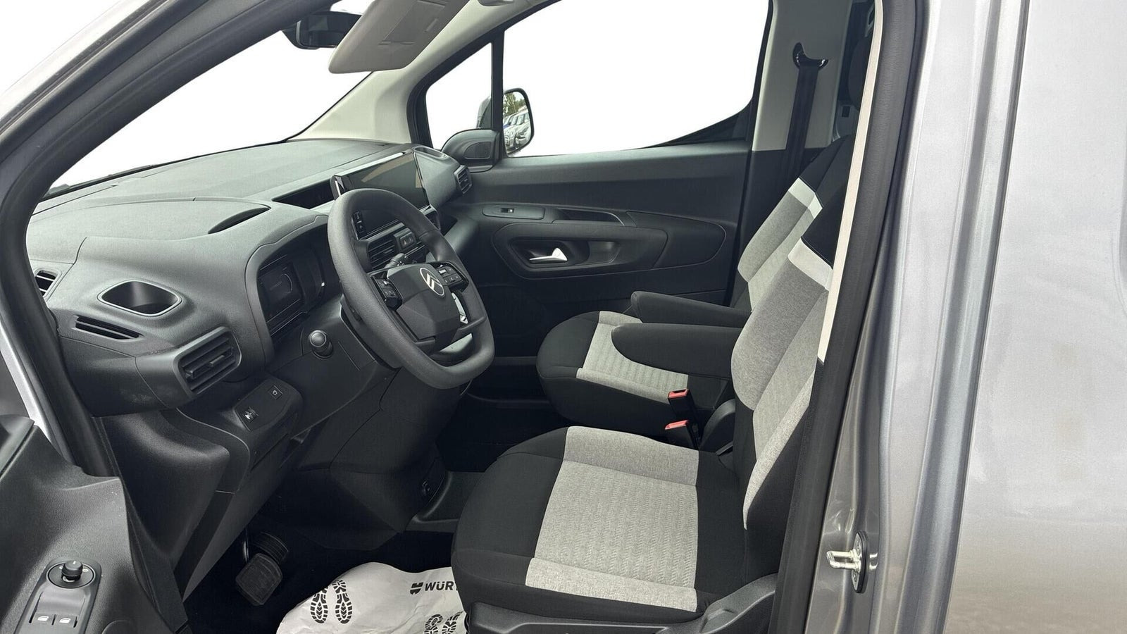 Grå Citroën ë-Berlingo fra 2025