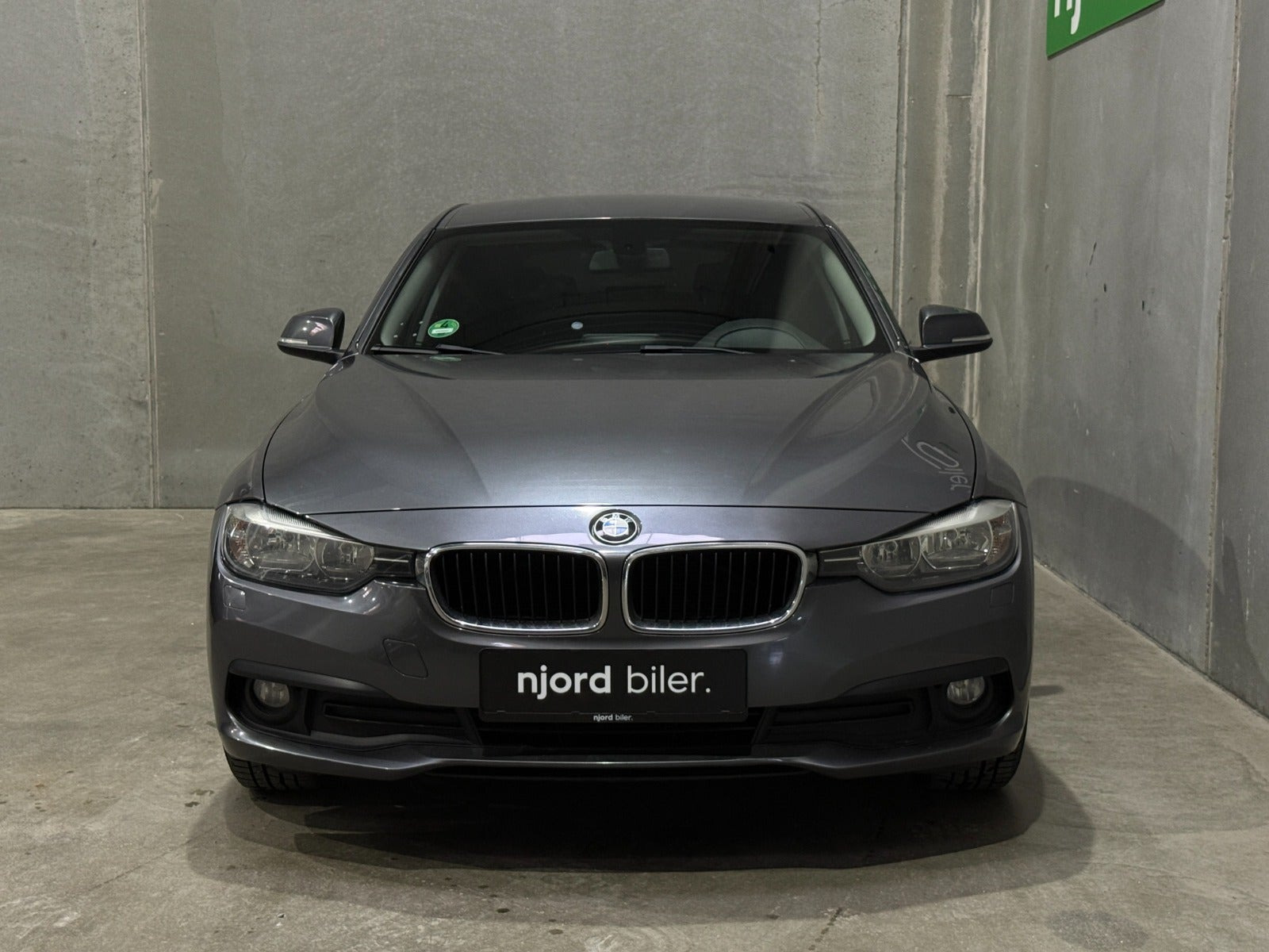 undefined BMW 318i fra 2016