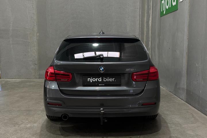 undefined BMW 318i fra 2016