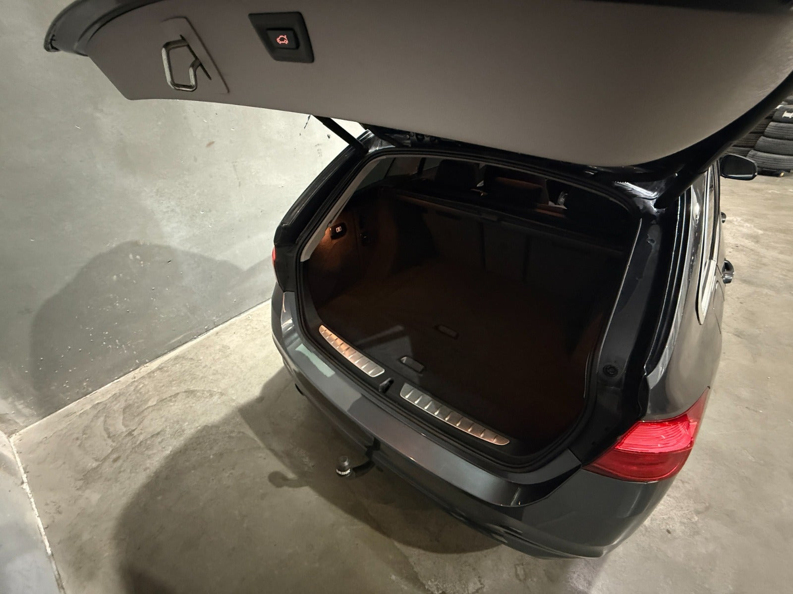 undefined BMW 318i fra 2016