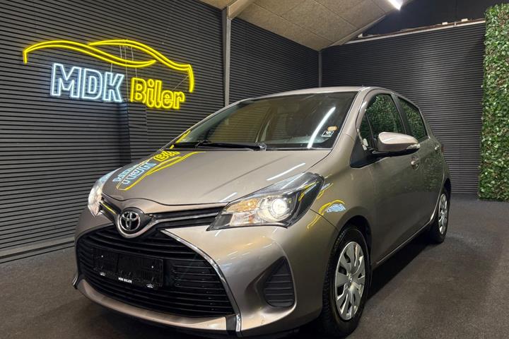 undefined Toyota Yaris fra 2015